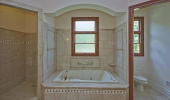 81 Potts Rd, Allentown, NJ 08501
