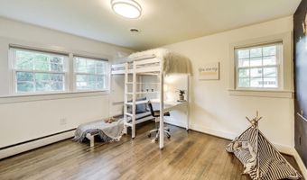 4422 NEPTUNE Dr, Alexandria, VA 22309