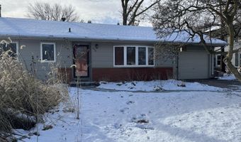 210 21st St, Ames, IA 50010