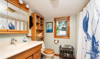 22 Harrison St, Bristol, RI 02809