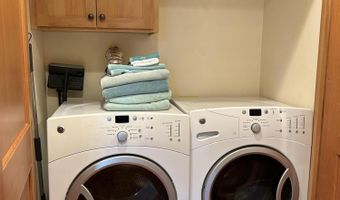1249 Iowa, Ashland, OR 97520