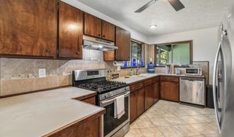 145 S Holokai Rd, Haiku, HI 96708