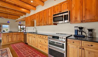 4 Fair Hope Dr, Abiquiu, NM 87510