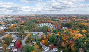 42 Yankee Ave, Bangor, ME 04401