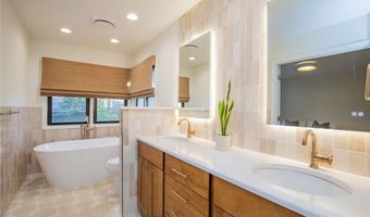 13 Dunedin Dr, Bella Vista, AR 72715