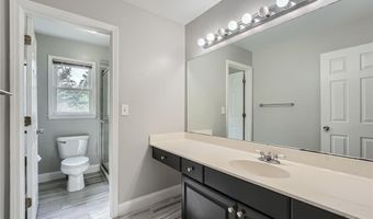 2478 Saluda Dr NW, Acworth, GA 30101