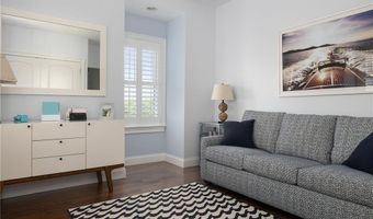3958 Post Rd 11, Warwick, RI 02886