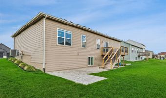 1112 32nd St SE, Altoona, IA 50009