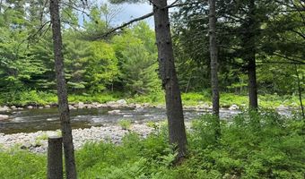 6 Maple Dr, Abbot, ME 04406