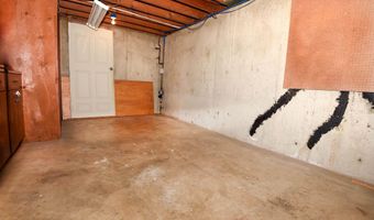 1502 WILLOW Dr, Cheyenne, WY 82001