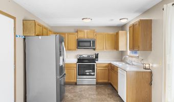 406 W Cline St, Aurora, MO 65605