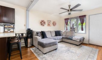 98-1386 C Hinu Pl 46, Pearl City, HI 96782