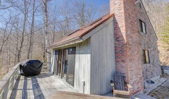 176 Reservoir Rd, Campton, NH 03223