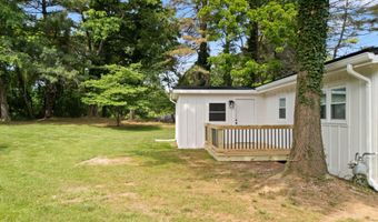 121 NE Hill Dr, Abingdon, VA 24210