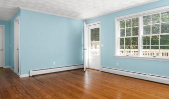 46 North Rd, Jamestown, RI 02835