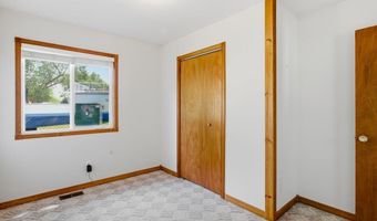 467 Dixie Blvd, Algonac, MI 48001