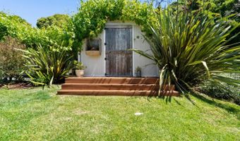 995 Old Farm Ln, Aptos, CA 95003