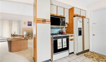 14 Jasper Ave, Johnston, RI 02919