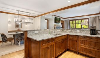 100 Bachelor Rdg 3214, Avon, CO 81620