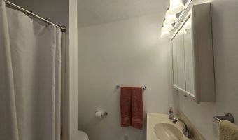 77 Trapper Rd, Campton, NH 03223