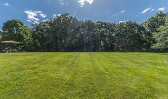 573 Castle Ridge Dr, Ballwin, MO 63021