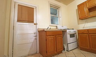 229 W CHEW Ave, Philadelphia, PA 19120