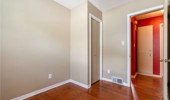 1925 Quayle Dr, Akron, OH 44312