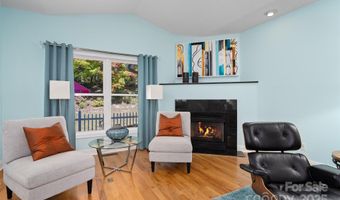 23 Holiday Dr, Arden, NC 28704