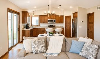 214 Woolgrass Way, Avon, MN 56310