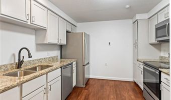 30 Argyle Ave 206, East Providence, RI 02915
