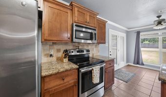 203 Creek View Dr, Austin, AR 72007