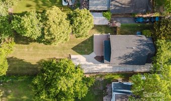 1726 Medford Dr, Charlotte, NC 28205