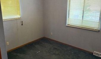 31 Angela St, Athens, OH 45701