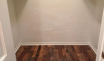 1710 Pineknoll Ln, Albany, GA 31707