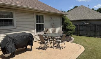 1995 Shelby Dr, Benton, AR 72015