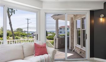 170 W Beach Rd, Charlestown, RI 02813