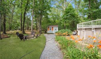 5 Teakwood Dr, Coventry, RI 02816