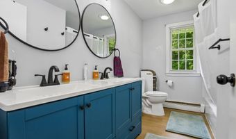 29 Homonick Rd, Colchester, CT 06415