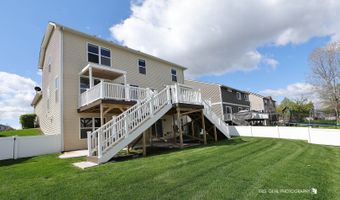 862 Heartland Park Ln, Antioch, IL 60002