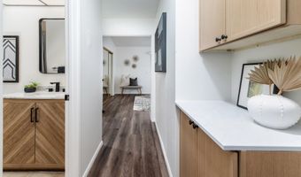 6882 Alderwood Dr, Carlsbad, CA 92011