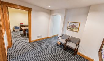 111 2nd St SE, Altoona, IA 50009