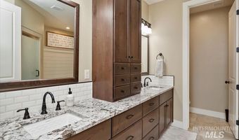 11223 W River Rd, Caldwell, ID 83607