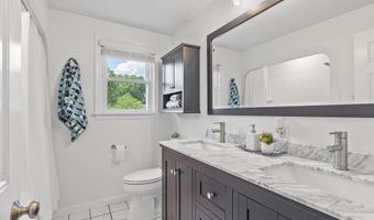 37 Newtown Rd, Acton, MA 01720