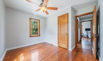 1518 E HARRIET St, Appleton, WI 54915