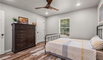 1430 Lakeview Estates Dr, Alma, AR 72921