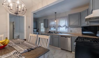 1 Oak Dr, Absecon, NJ 08201