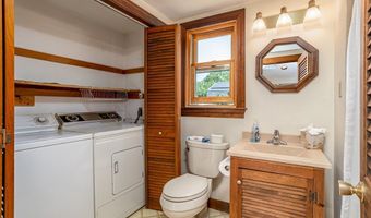 40 Washington St, Ayer, MA 01432