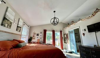 1520 1st St, Bedford, IN 47421