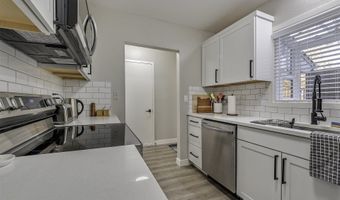 17756 NW LAKEWAY Ct, Beaverton, OR 97006