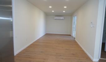 21 Van Heusen St 2, Albany, NY 12205